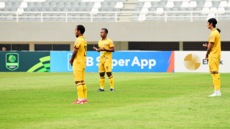 Doa Teruntuk Korban Kanjuruhan Bergema di Stadion Jakabaring: Kami Masih Berduka