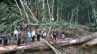 Dua Warga Simalungun Hilang Tertimbun Longsor, Pencarian Dilakukan