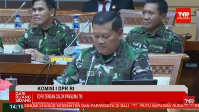 Momen Yudo Margono Bikin Ngakak Anggota Komisi I saat Fit And Proper Test Calon Panglima TNI