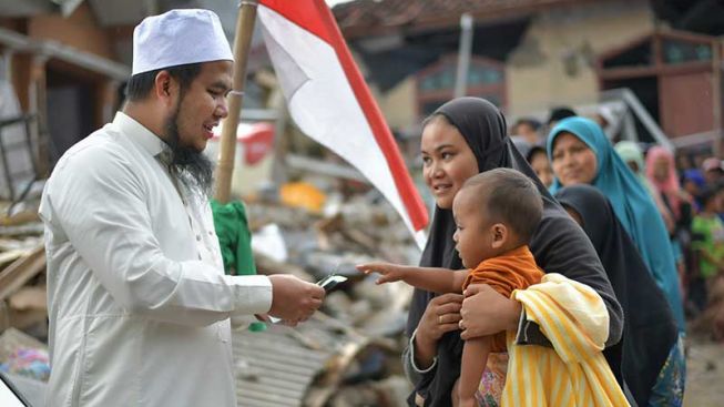 Ustaz Ebit Lew Cerita Pilu Korban Gempa Cianjur: InsyaAllah Kita akan Bertemu di Surga