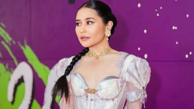 Prilly Latuconsina Cinlok dengan Reza Rahadian, Denny Sumargo tak Percaya