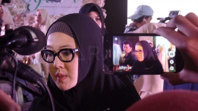 Peggy Melati Sukma Dinikahi Imam Masjid Plus Pengusaha Sapi New Zealand, Arie Untung Kaget: Istri Beliau Dipanggil Allah Tahun Lalu!