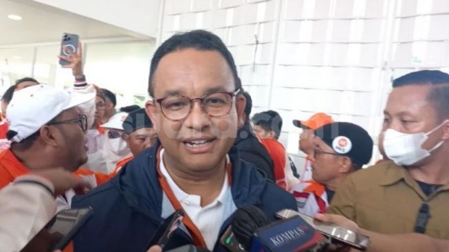 Mahfud MD Minta Denny Indrayana Jaga Anies Baswedan Agar Tetap Maju Pilpres 2024