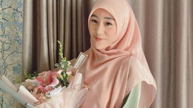 Disangka Tinggalkan Agama Islam Gegara Larissa Chou Lakukan Hal Ini