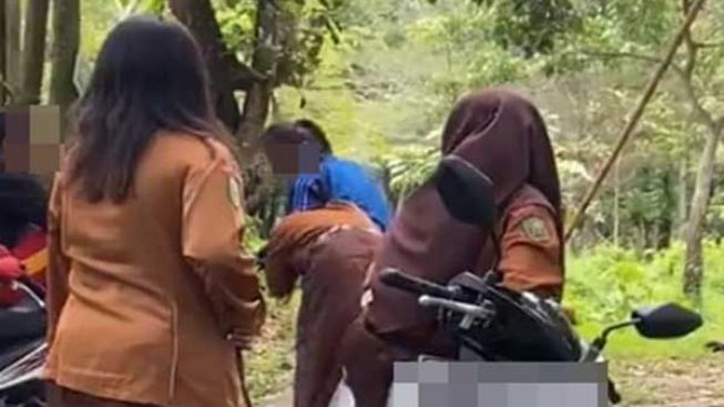 Viral Duel Siswi di Hutan Kota Pekanbaru, Saling Jambak hingga Tersungkur