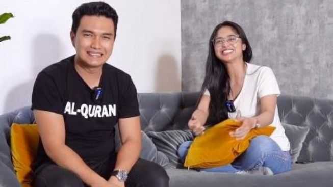 Aldi Taher Ogah Bongkar Permainan Ranjang Dewi Perssik: Semua Goyangannya Enak!