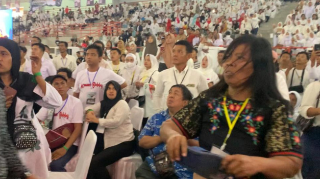 Komandan Paspampres Buka Suara soal Wanita Lempar Sandal dan Air Mineral Saat Jokowi Hadiri Acara Bobby