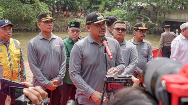 Mulai Januari 2024, Warga Medan Buang Sampah ke Sungai Denda Rp 10 Juta atau 3 Bulan Penjara