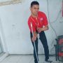 Viral Pria Disabilitas Kerja Jadi Pegawai Minimarket, Tuai Pujian Netizen