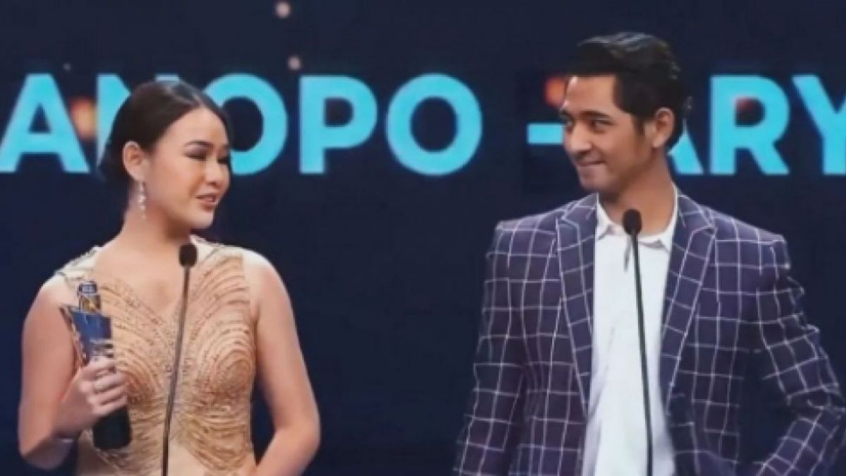 Momen Reuni Amanda Manopo dan Arya Saloka di Acara Penghargaan (RCTI via Instagram/sicntkamanda_)