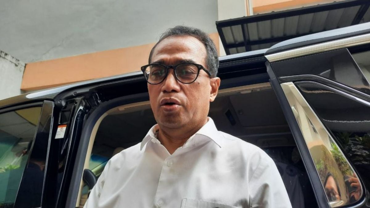 Menteri Perhubungan (Menhub) Budi Karya Sumadi. [Hiskia Andika Weadcaksana / SuaraJogja.id]