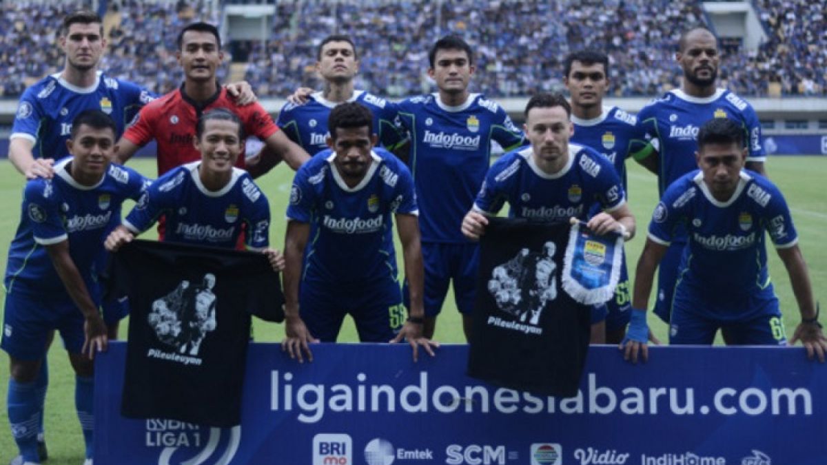 Formasi pemain Persib Bandung dirombak oleh Luis Milla saat bertandingan melawan RANS Nusantara. [Persib.co.id]