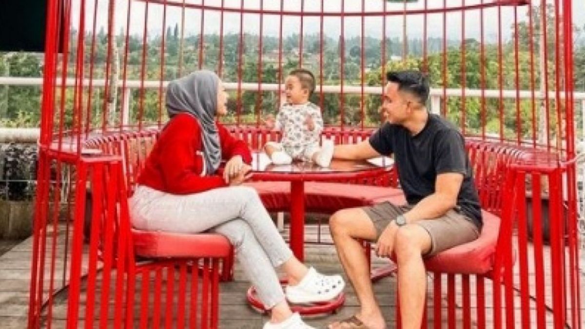 Nathalie Holscher dan mantan pacar [Instagram/@papahsayangg] [Instagram/@papahsayangg]