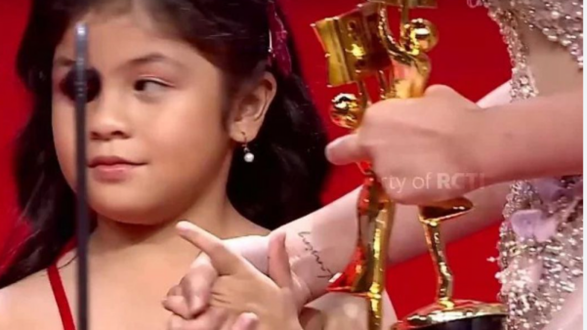 Tato Amanda Manopo diduga bertuliskan