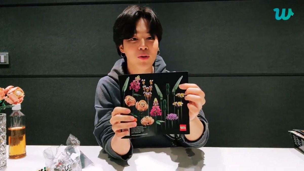 Jimin live [WEVERSE]