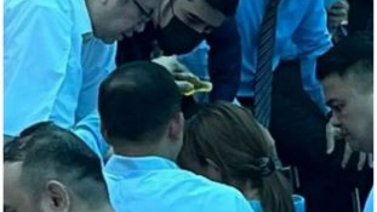 Prosesi Amanda Manopo dibaptis