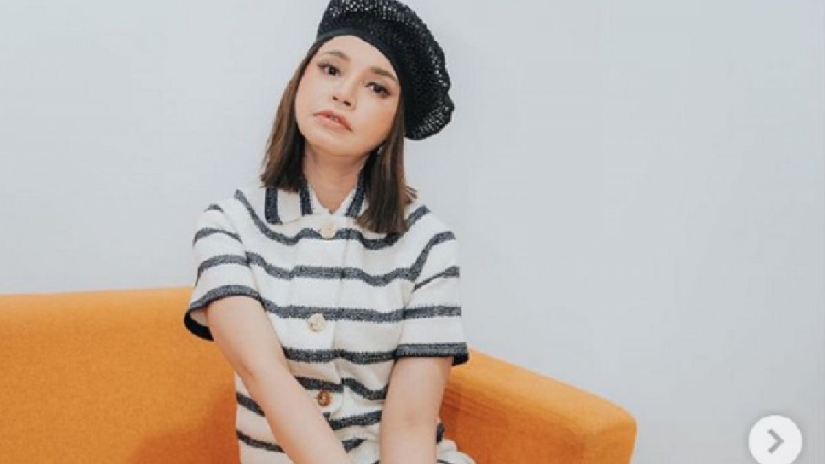 Dok. Rossa. Seorang penyanyi dan termasuk satu di antara artis cantik asal Sumedang. [Instagram @itsrossa910.]