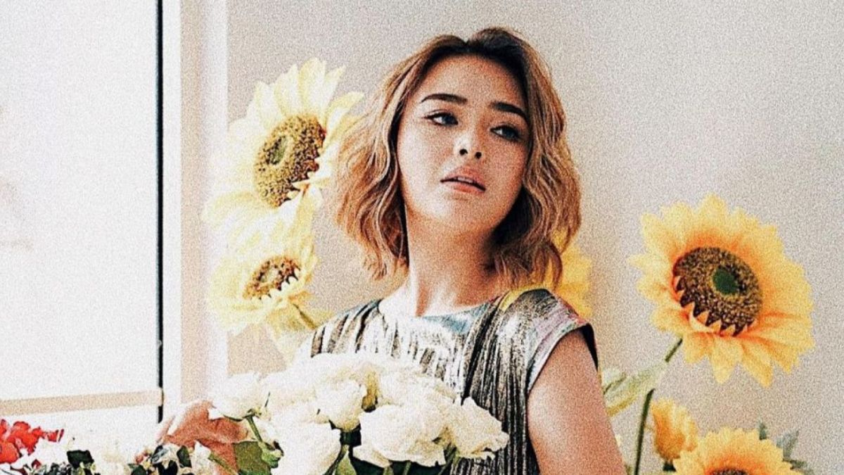 Dok. Potret cantik Amanda Manopo. Setelah keluar dari Ikatan Cinta, Amanda tampil beda dengan rambut panjangnya terlihat lebih menawan. [(Instagram/@amandamanopo)]