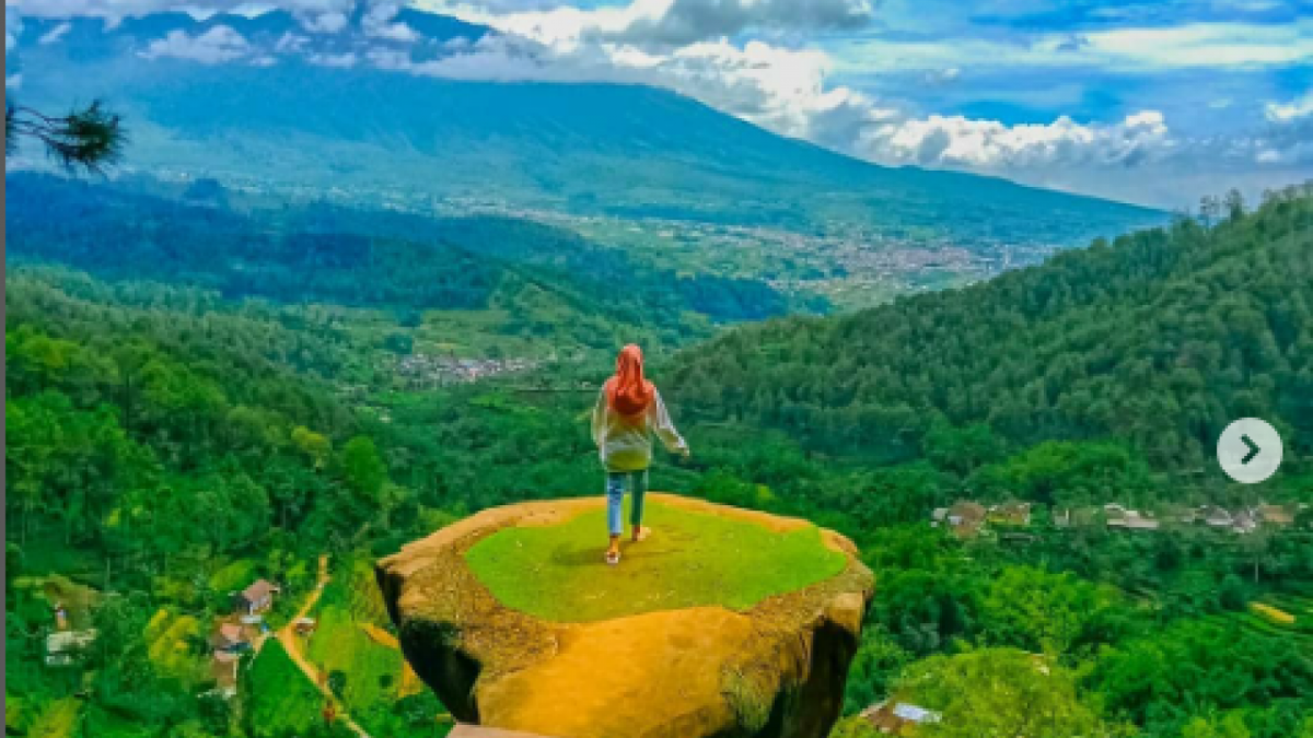 Wisata Goa Pinus Malang [Tangkap Layar Instagram]