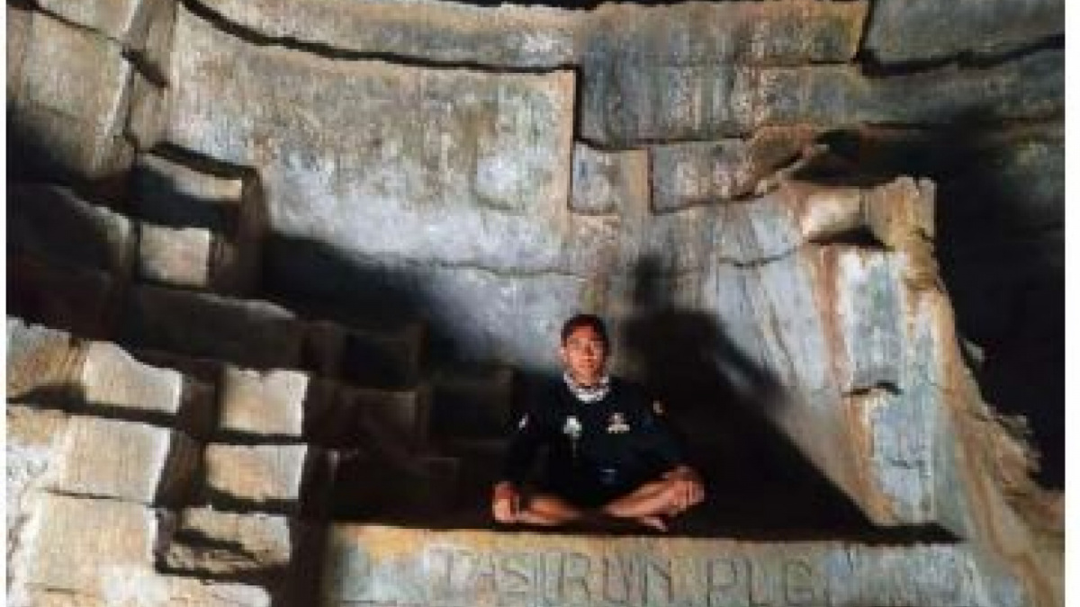 Tempat yang dianggap masyarakat sekitar sebagai tempat bertapa Zaman Krajaan Majapahit