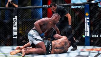 Kecewa meski Menang TKO atas Monster Asal Brasil, Petarung UFC Ini Minta Langsung Disabung Lagi