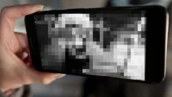 Pasangan Suami Istri Diamankan Polisi Usai Jual Video Porno hingga Raup Rp50 Juta