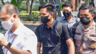 Bharada E Bongkar Kasus Pembunuhan Brigadir J Lewat Secarik Kertas, Kapolri Sebut Pelaku Dijanjikan Perlindungan oleh Ferdy Sambo