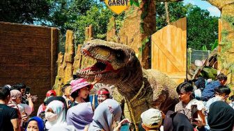 Wisata Dinosaurus Garut Dinoland, Simak Harga Tiket, Fasilitas dan Rute Lokasinya