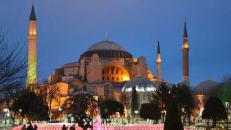 4 Rekomendasi Wisata di Istanbul Turki, Ada Hagia Sophia dan Istana Topkapi