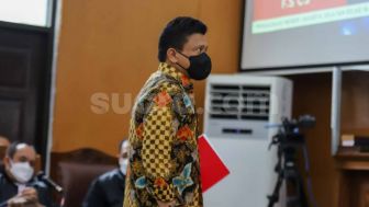 Ternyata Karena Hal ini Ferdy Sambo Tidak Kenakan Rompi Tahanan Saat Sidang