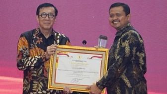 Kabupaten Sumedang Boyong Penghargaan dalam Kategori 10 Besar JDIH Nasional Terbaik