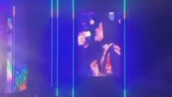 Saat Lesti Kejora Kembali Bernyanyi di Konser Bertrand Peto, Warganet: Bini Kerja si Laki Ngapain?