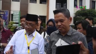 Kang Dedi Mulyadi Tanya Supir Angkot Apakah Digugat Istri jika Pendapatan Sedikit, Sindir Anne Ratna?