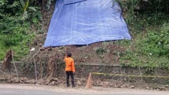 Ternyata Ini Penyebab Terjadi Longsor Cadas Pangeran Sumedang