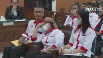 Ayah Brigadir J Bongkar Gerombolan Tiba-Tiba Masuk Rumahnya, Salah Satunya Terdakwa ini