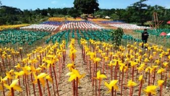 Taman Kincir Angin Bukit Pareugreug Sumedang, Tempat Wisata Hits Cocok untuk Healing