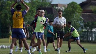 Jadwal BRI Liga 1: Meski Jeda Singkat, Persib Siap Bertarung Hadapi Persebaya Sore Ini