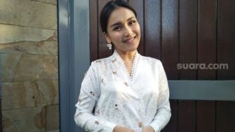 Ayu Ting Ting Cekcok dengan Atalarik Syach, Gegara Ambil Barangnya, Apaan Tuh?