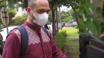 Kasus KDRT Venna Melinda, Baju Koko Ferry Irawan Jadi Sorotan : itu kagak ganti ganti apa punya selusin ya?