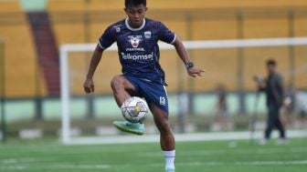 Sempat Bela Timnas, Pemain Persib Bandung Ini Awalnya Diprediksi Karirnya Moncer Kini Malah Meredup