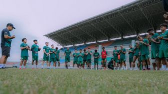 Jadwal Madura United vs Persebaya Surabaya di BRI Liga 1, Aji Santoso Waspadai Pemaing Asing Lawan