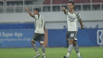 Persib ke Puncak Klasemen Liga 1 usai Rebut Tiga Poin dari Semarang, Rezaldi Sebut Layak Menang