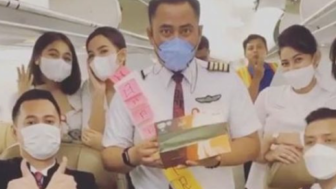 Dewi Perssik Bongkar Masa Lalu Rully sang Pilot, Terkuak Ternyata Begini Aslinya