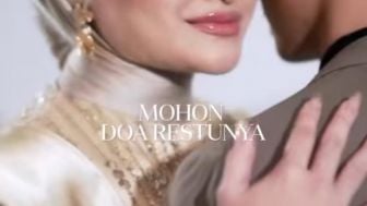 Unggah Foto Romantis Bareng Pria, Nathalie Holscher: Mohon Doa Restunya