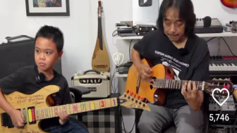 Rason, Bocah 10 Tahun Jago Main Gitar, Bikin Dewa Budjana Terpesona!