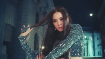 Debut Solo Jisoo BLACKPINK, Rilis Teaser Musik Video Berjudul Flower