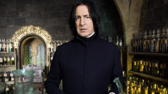 Dikenal sebagai Snape dalam Harry Potter, Google Doodle Rayakan Perjalanan Karir Alan Rickman yang Tampil dalam Drama 'Les Liaisons Dangereuses'
