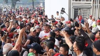 Ganjar Pranowo Asyik Lari Pagi di Jakarta, Warganet Tak Terduga Ingatkan Warga Wadas yang Sedang Berjuang Lawan Oligarki!