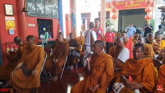 Jalan Kaki dari Thailand Menuju Candi Borobudur, 32 Biksu Kini Berada di Indramayu