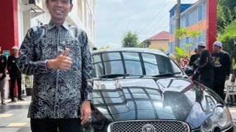 Sering Dikasih Mobil Mewah, Ustadz Abdul Somad Malah Lakukan Ini..